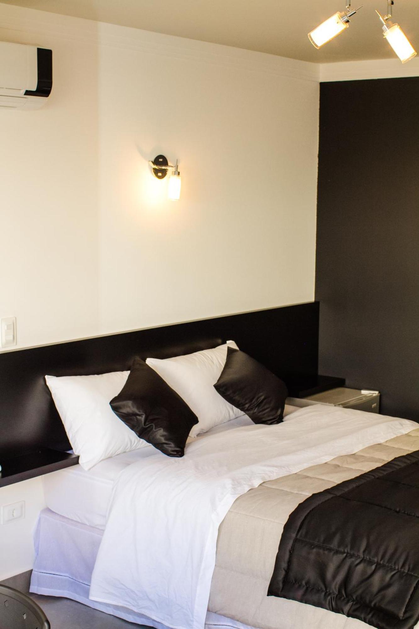 Concept Design Hostel & Suites Фос-ду-Игуасу Номер фото