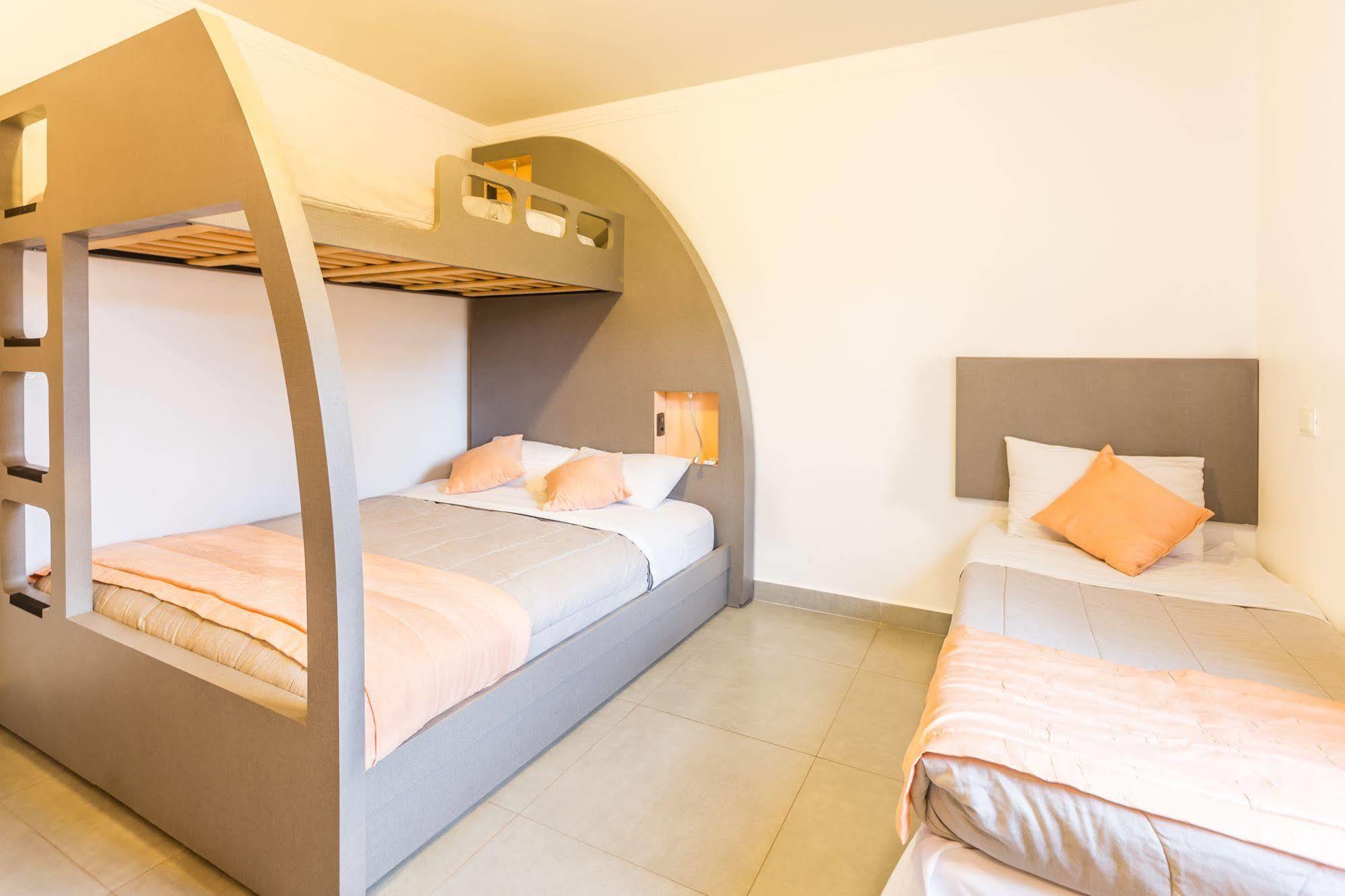 Concept Design Hostel & Suites Фос-ду-Игуасу Экстерьер фото
