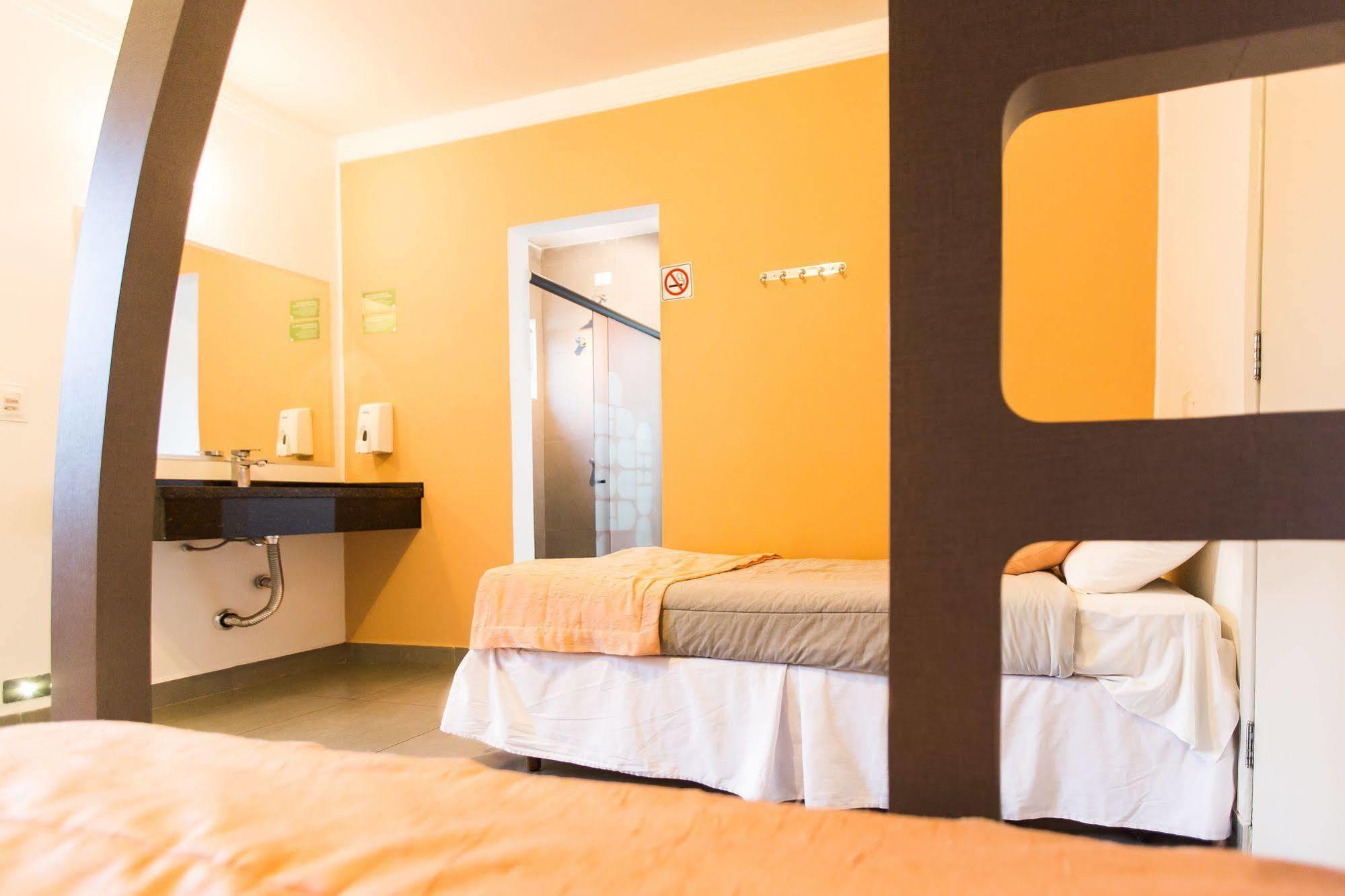 Concept Design Hostel & Suites Фос-ду-Игуасу Экстерьер фото