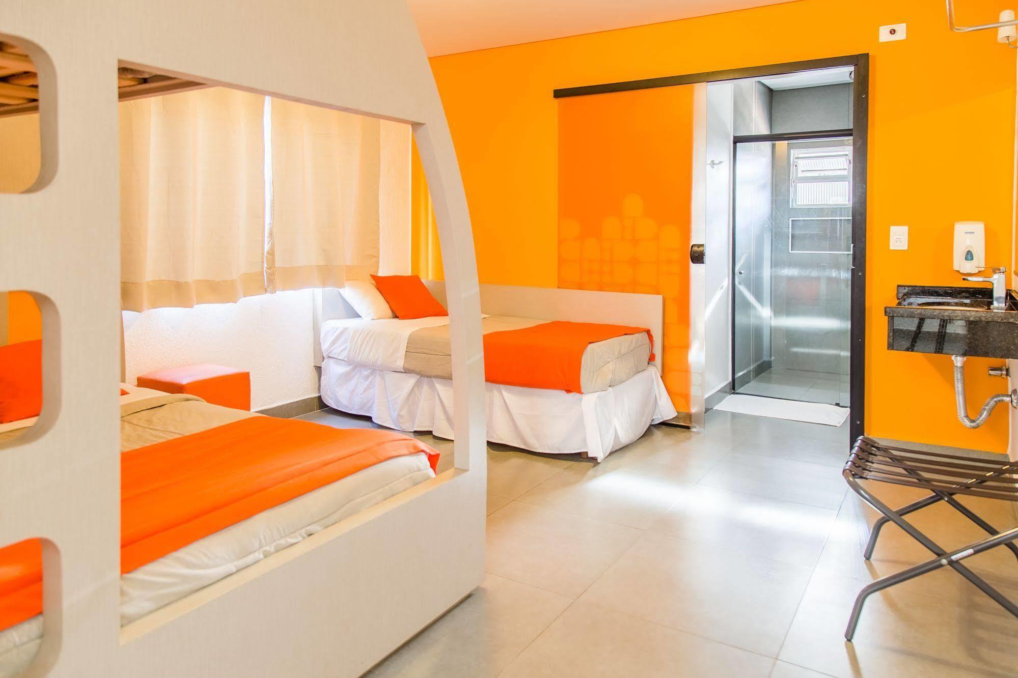 Concept Design Hostel & Suites Фос-ду-Игуасу Экстерьер фото