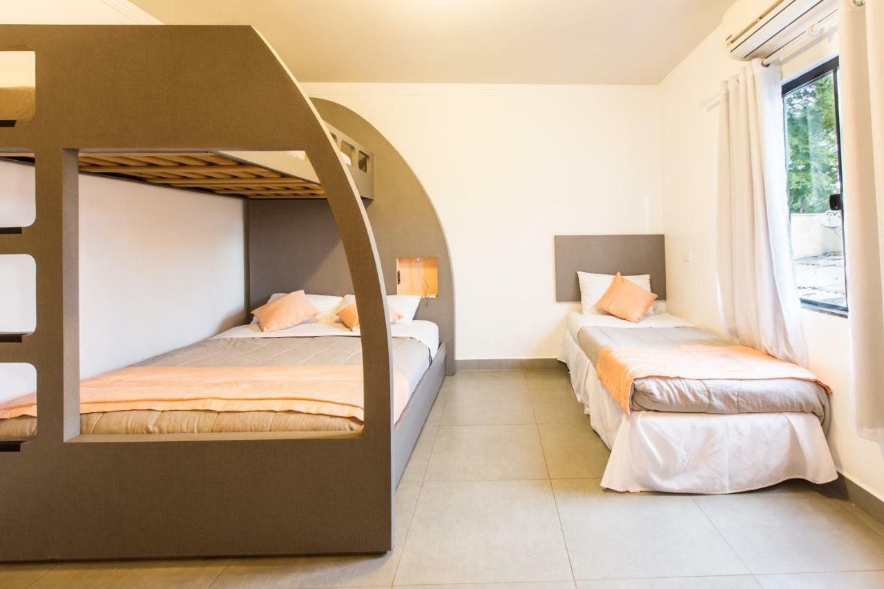Concept Design Hostel & Suites Фос-ду-Игуасу Экстерьер фото